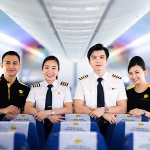Crew on 787 Dreamliner 2
